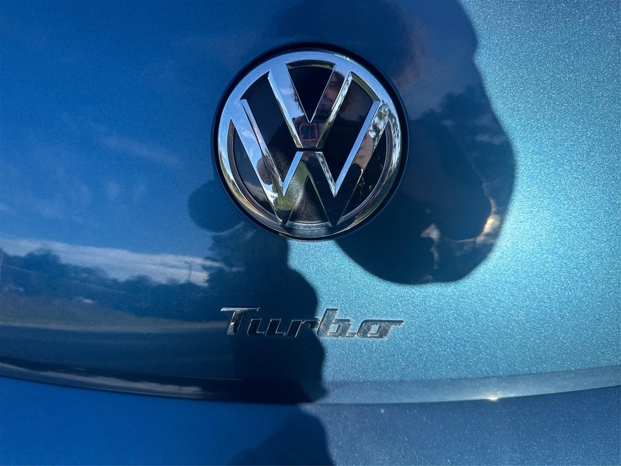 Volkswagen Beetle  2016