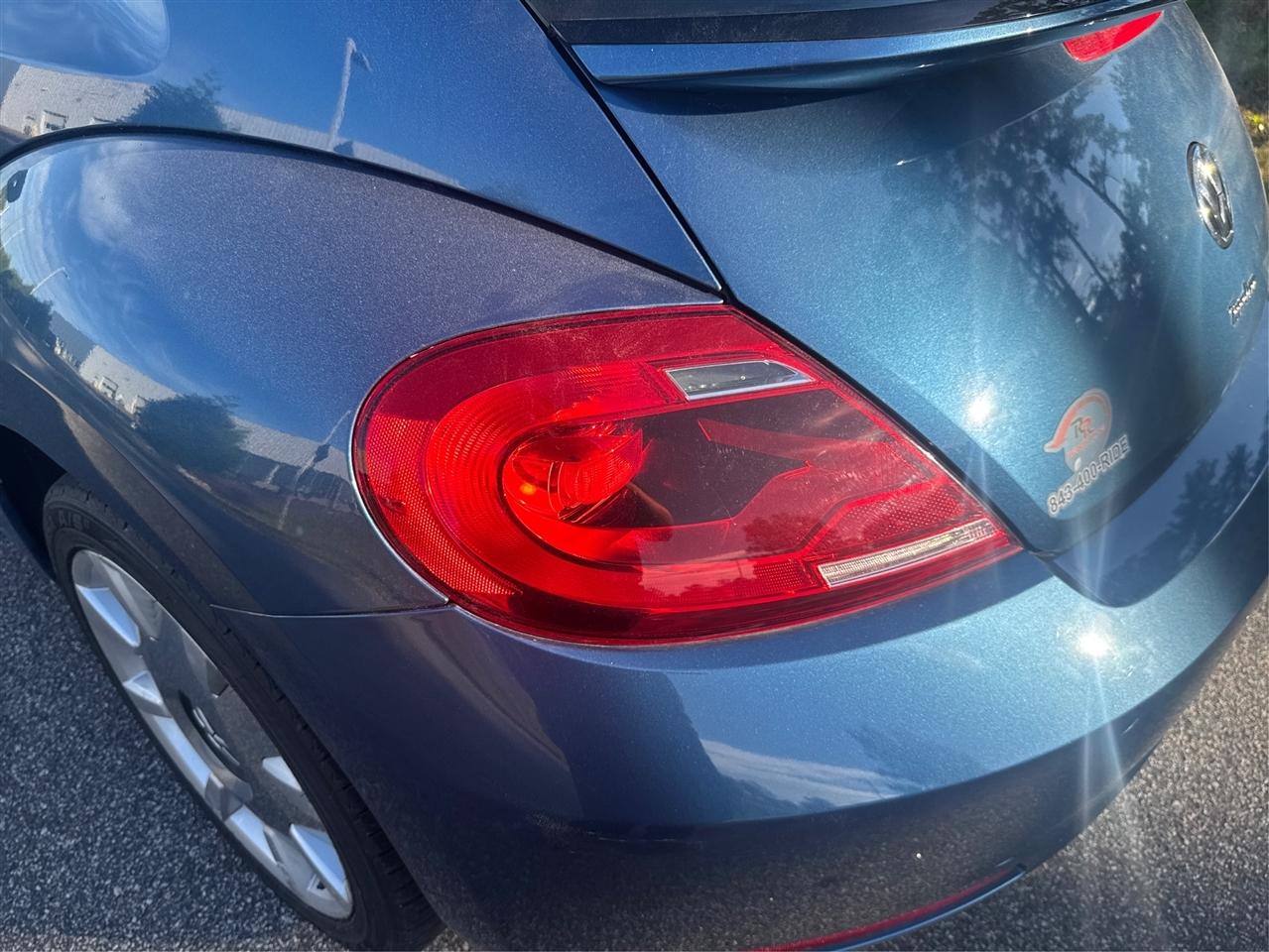 Volkswagen Beetle  2016
