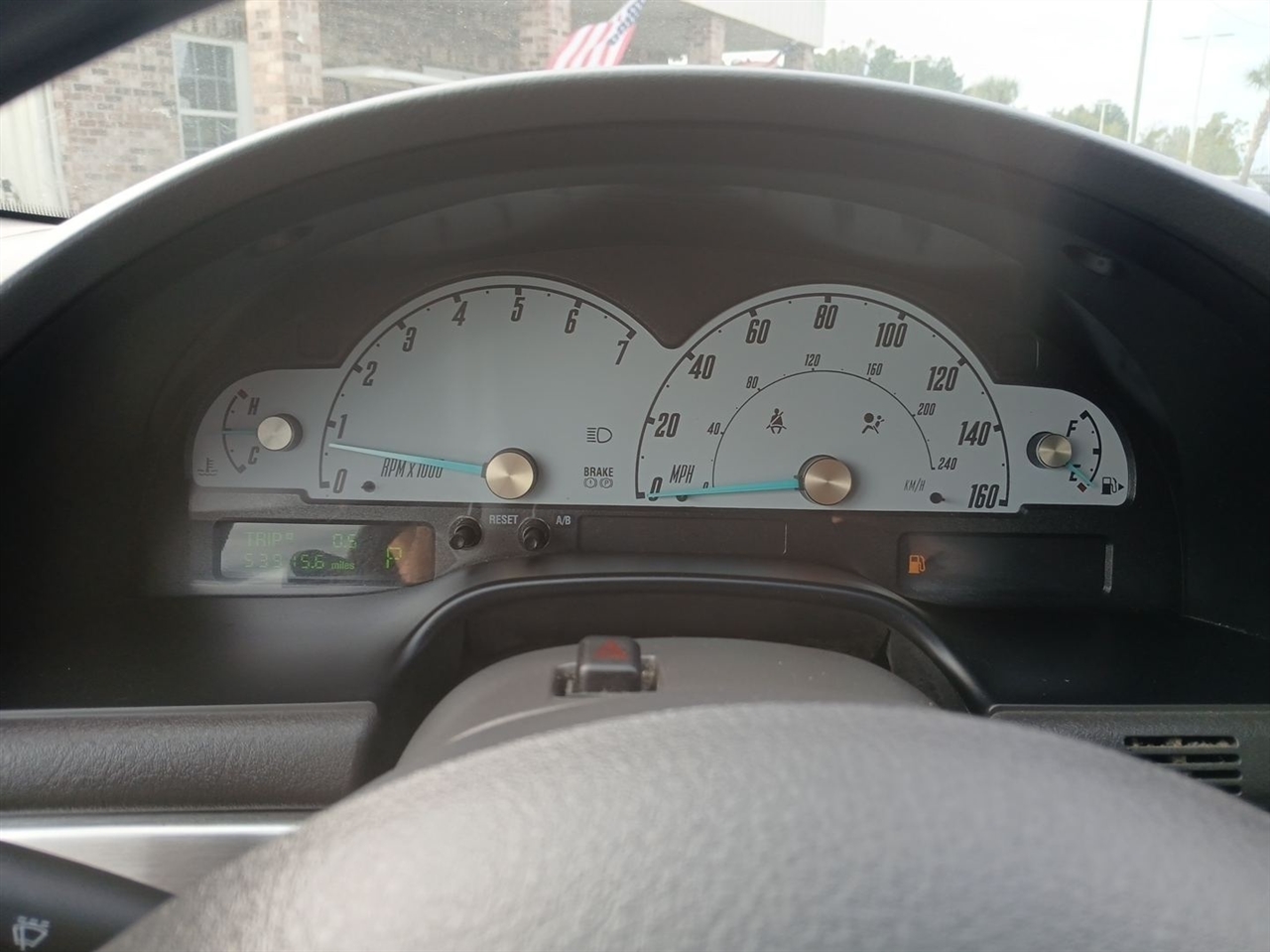 Ford Thunderbird Deluxe 2002