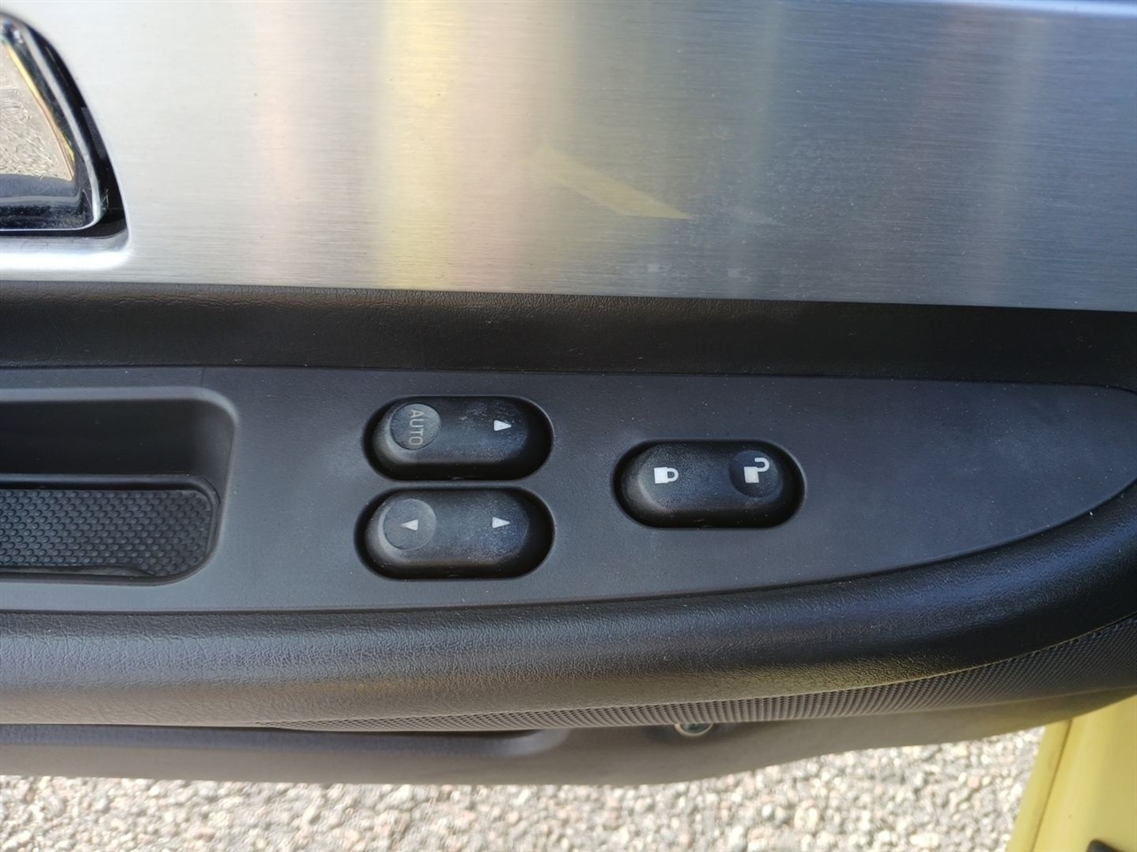 Ford Thunderbird Deluxe 2002