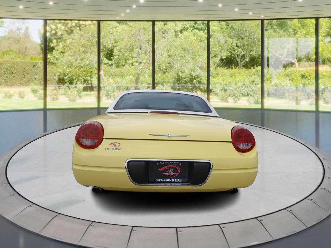 Ford Thunderbird Deluxe 2002