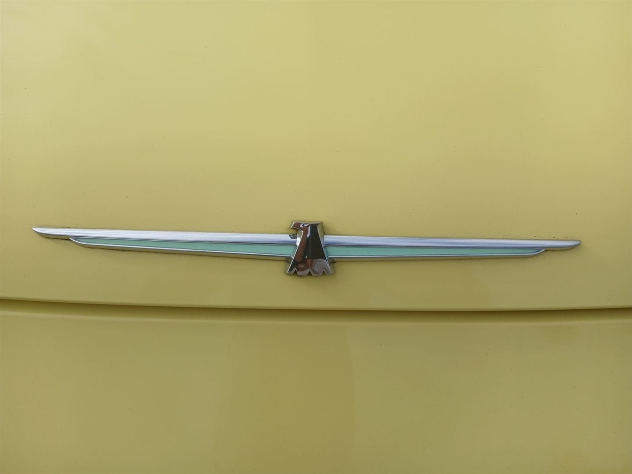 Ford Thunderbird Deluxe 2002