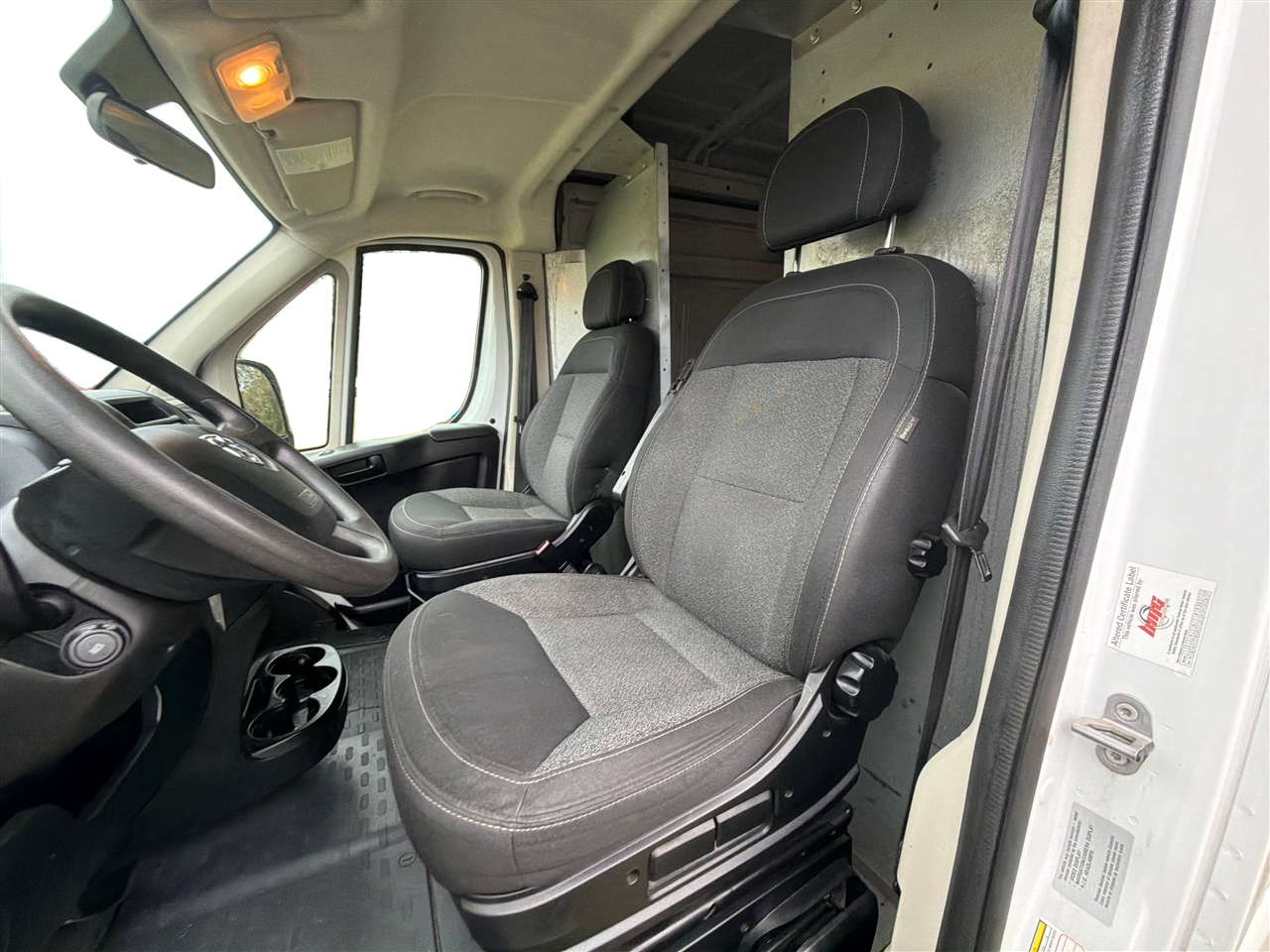 RAM Promaster 1500 High Roof Tradesman 136-in. WB 2015 RAM Promaster 1500 High Roof Tradesman 136-in. WB 2015