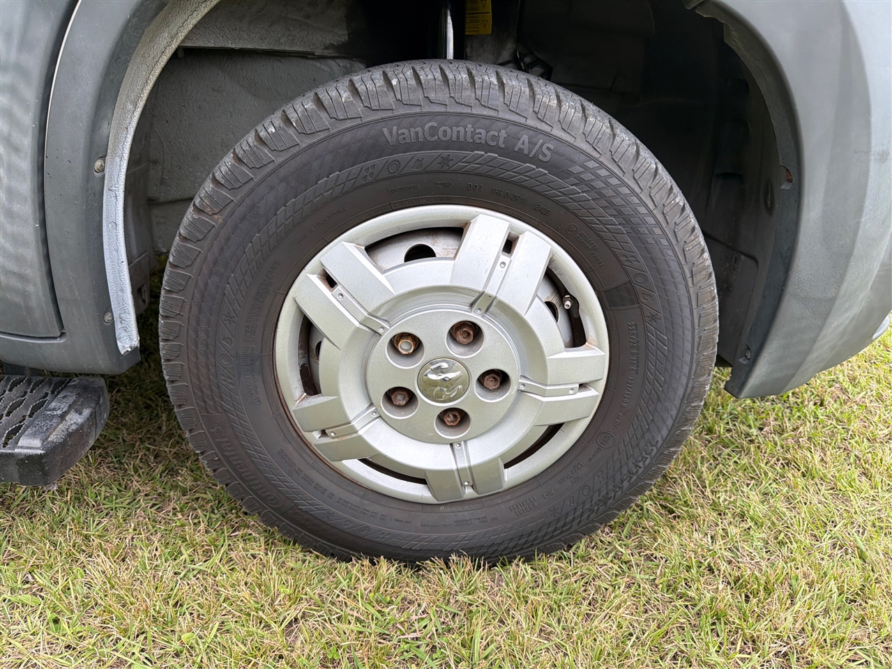 RAM Promaster 1500 High Roof Tradesman 136-in. WB 2015 RAM Promaster 1500 High Roof Tradesman 136-in. WB 2015