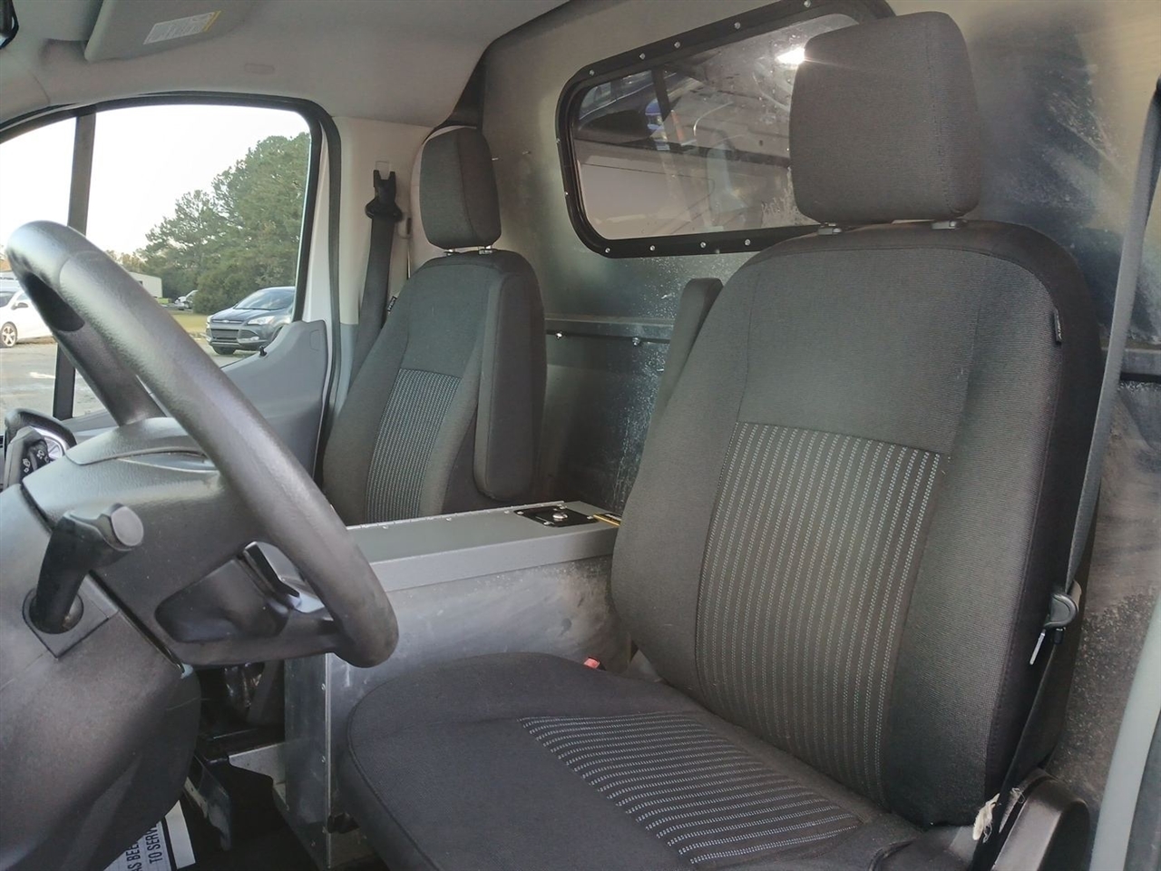 Ford Transit 250 Van Low Roof w/Sliding Pass. 148-in. WB 2019