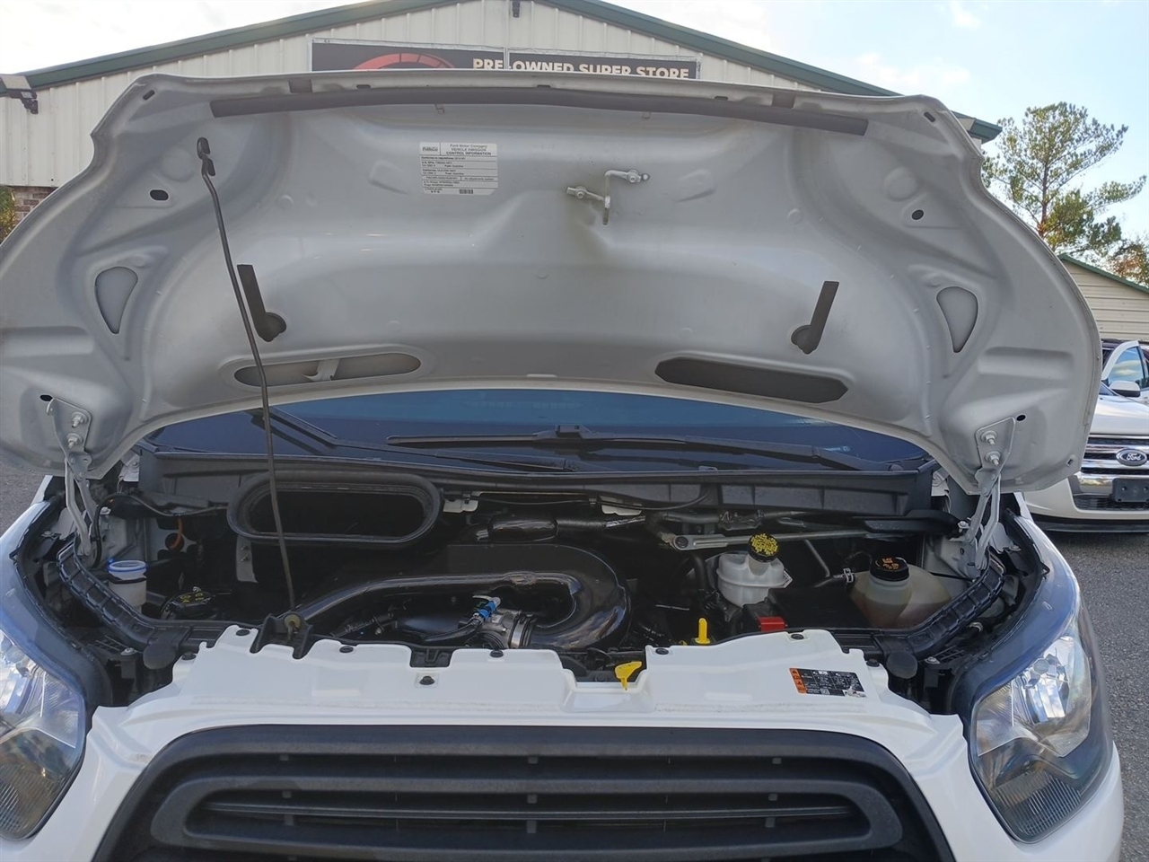 Ford Transit 250 Van Low Roof w/Sliding Pass. 148-in. WB 2019