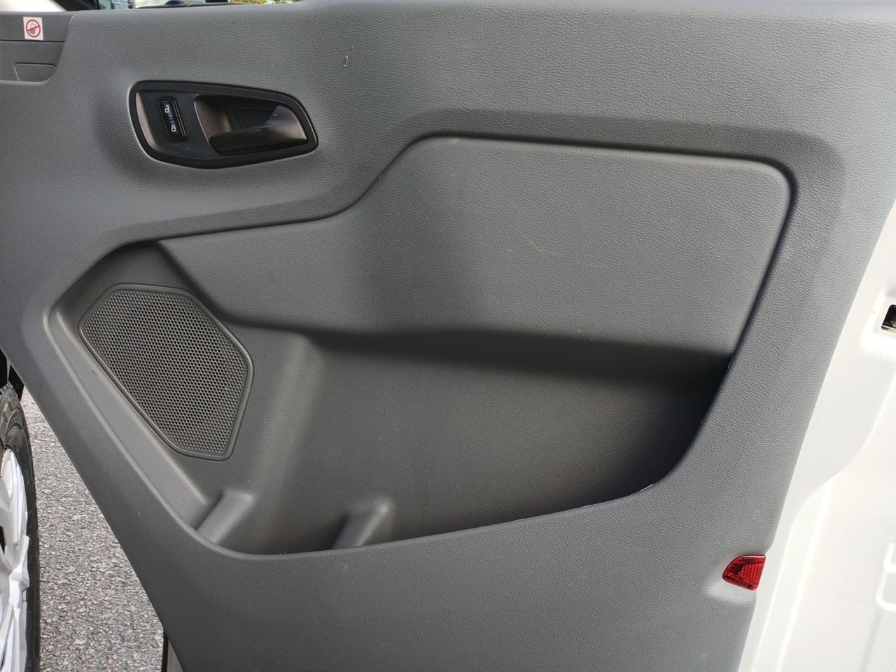 Ford Transit 250 Van Low Roof w/Sliding Pass. 148-in. WB 2019