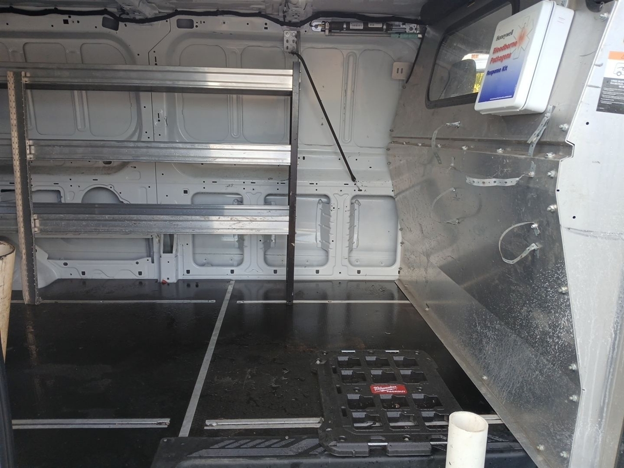 Ford Transit 250 Van Low Roof w/Sliding Pass. 148-in. WB 2019