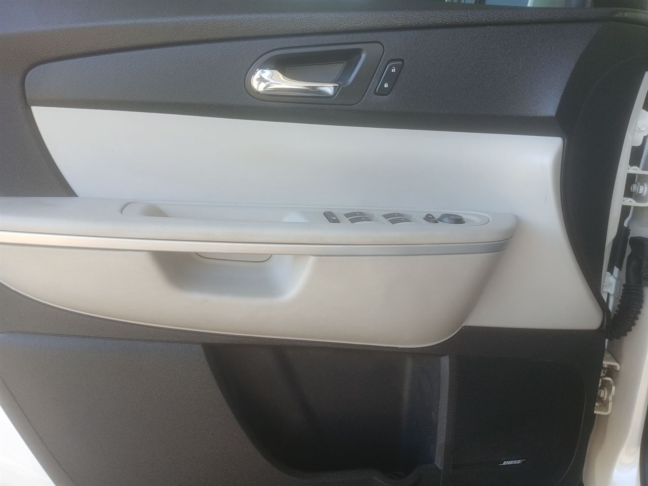 GMC Acadia SLT-1 FWD 2012