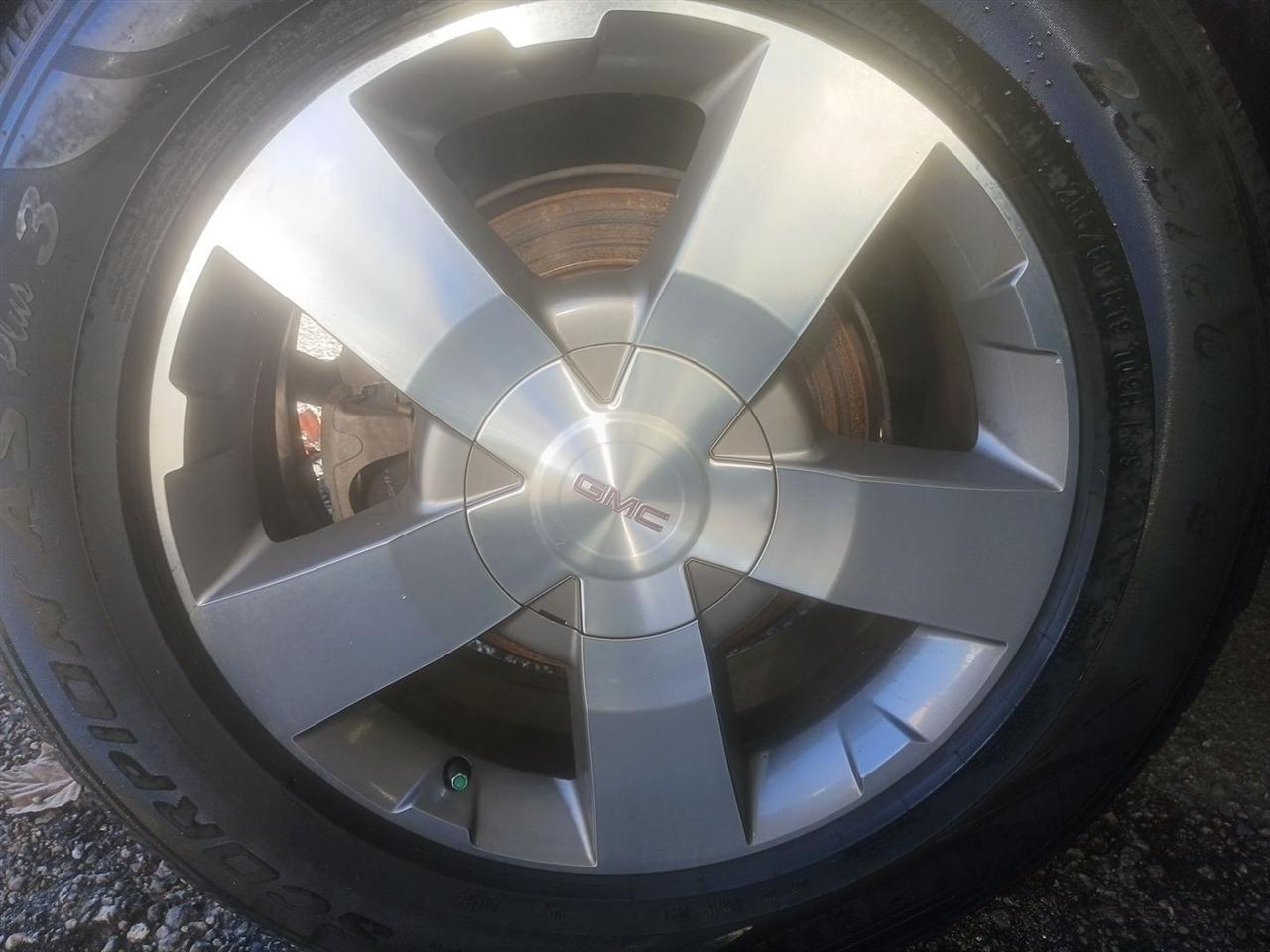 GMC Acadia FWD 4dr SLT1 2012