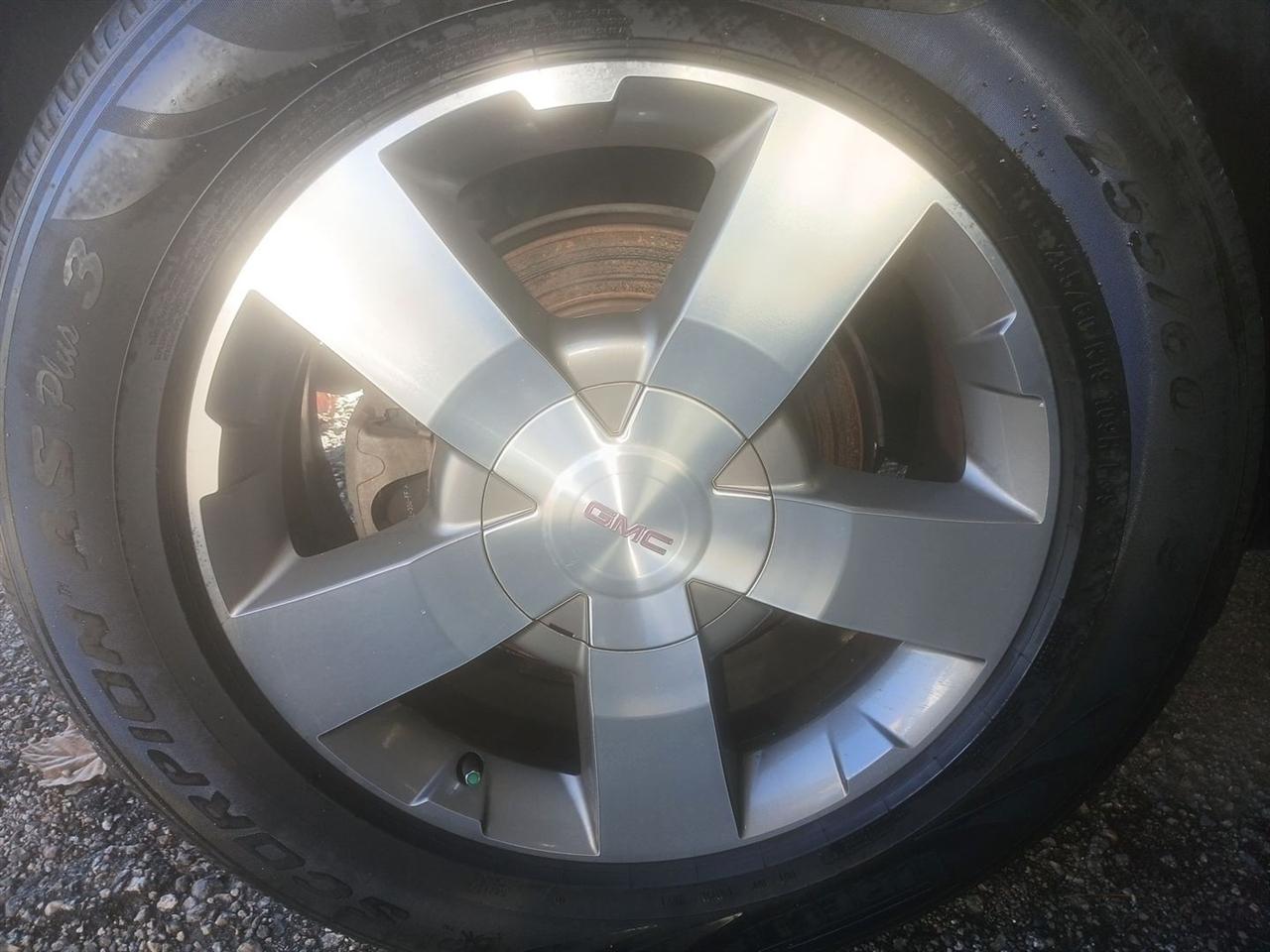 GMC Acadia FWD 4dr SLT1 2012