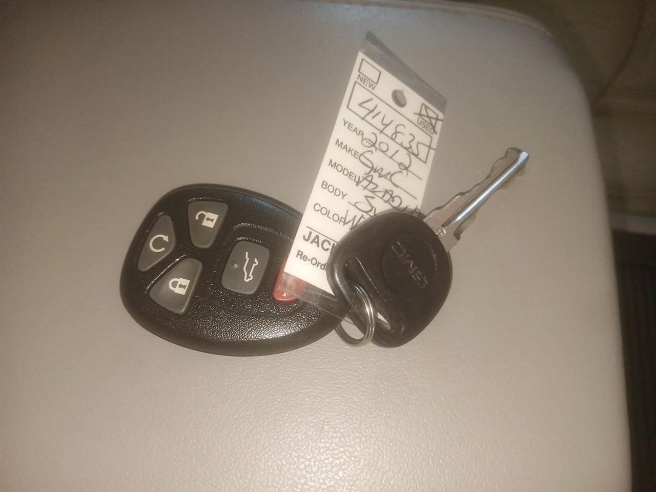 GMC Acadia FWD 4dr SLT1 2012