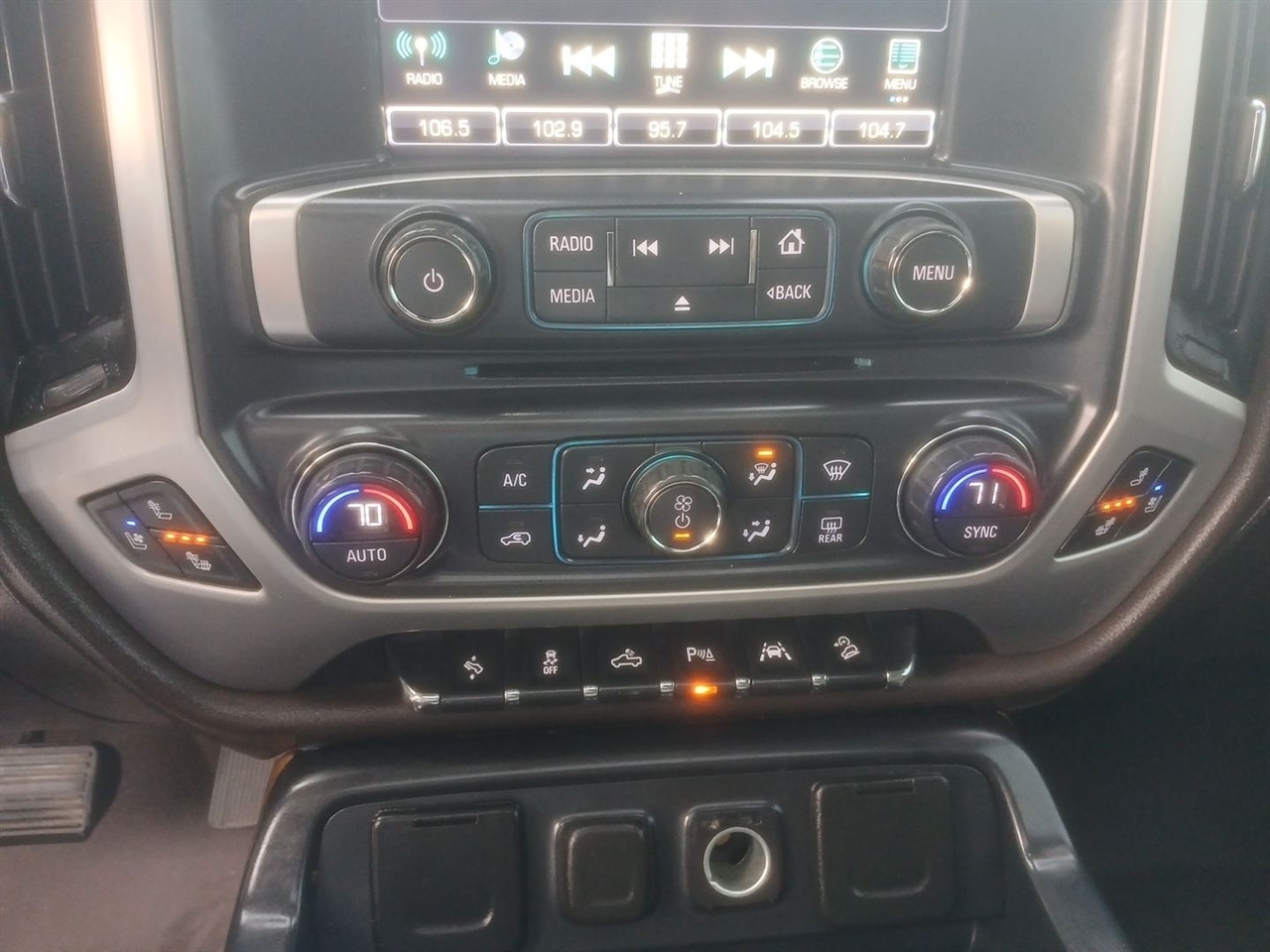 GMC Sierra 1500 SLT Crew Cab Long Box 4WD 2017