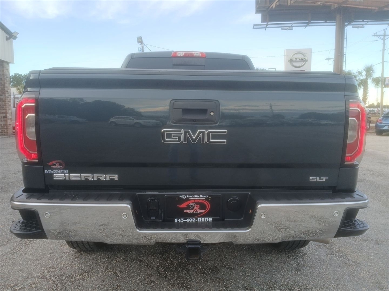 GMC Sierra 1500 SLT Crew Cab Long Box 4WD 2017