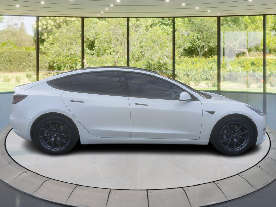 Tesla Model 3 Standard Range Plus 2021