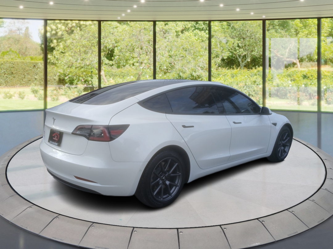 Tesla Model 3 Standard Range Plus 2021