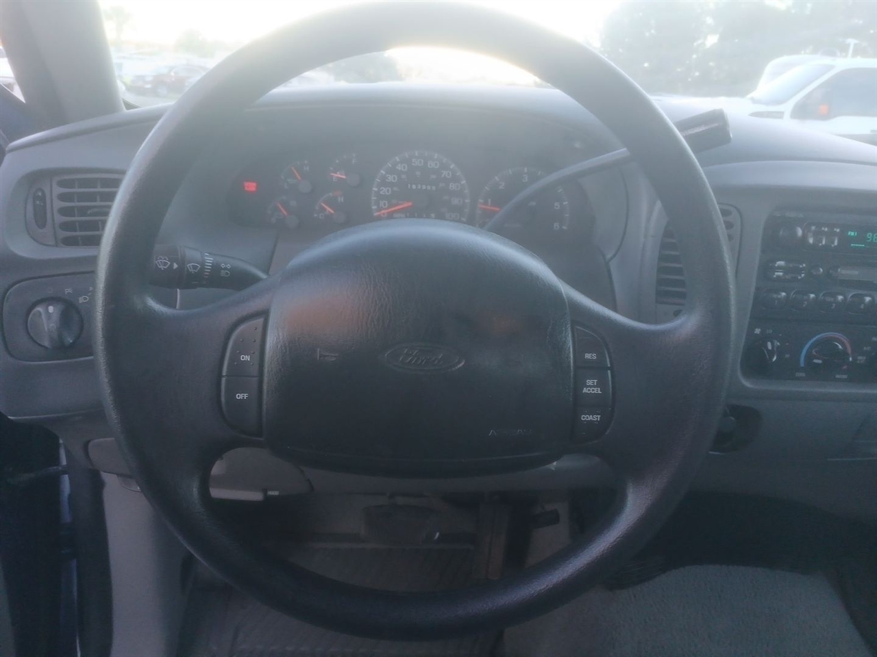 Ford F-150 XL SuperCab Short Bed 4WD 1998