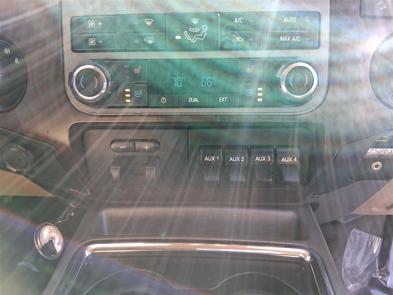 Ford F-250 SD XLT Crew Cab Long Bed 4WD 2012