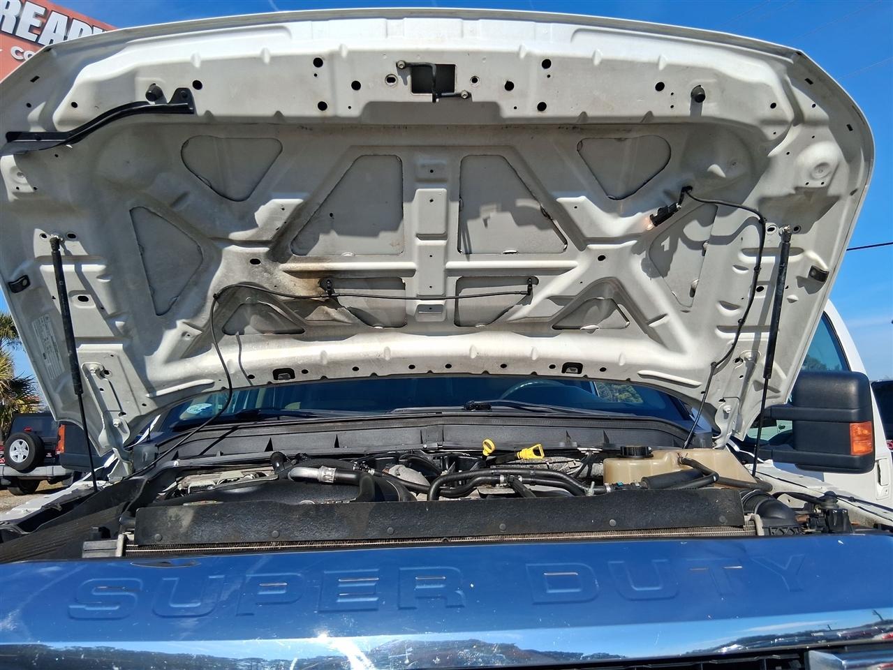 Ford F-250 SD 4WD Crew Cab 156" XL 2012