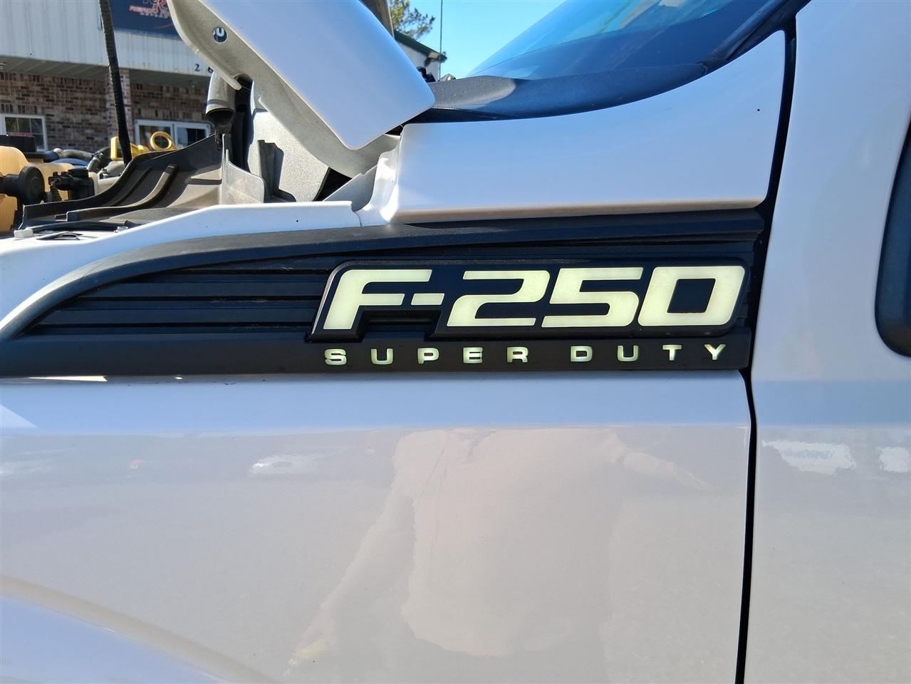 Ford F-250 SD 4WD Crew Cab 156" XL 2012