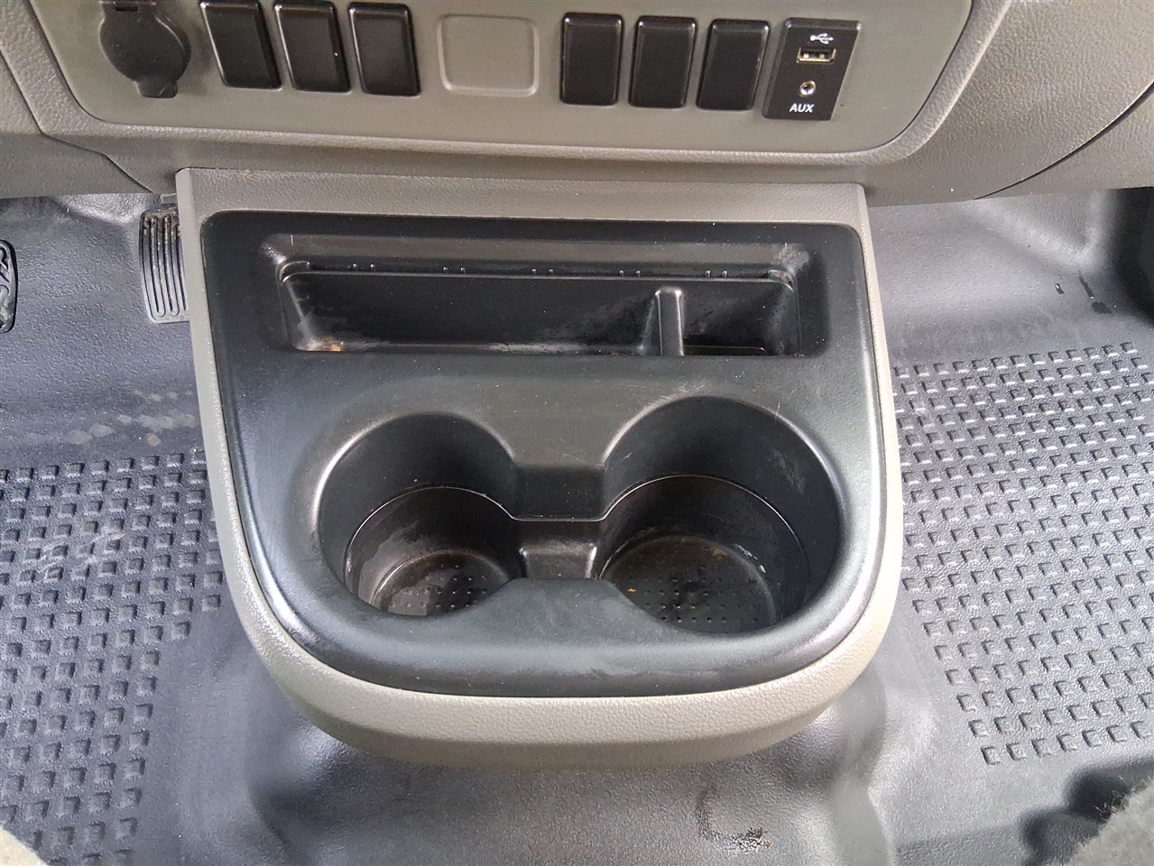 Nissan NV Cargo 1500 S 2019