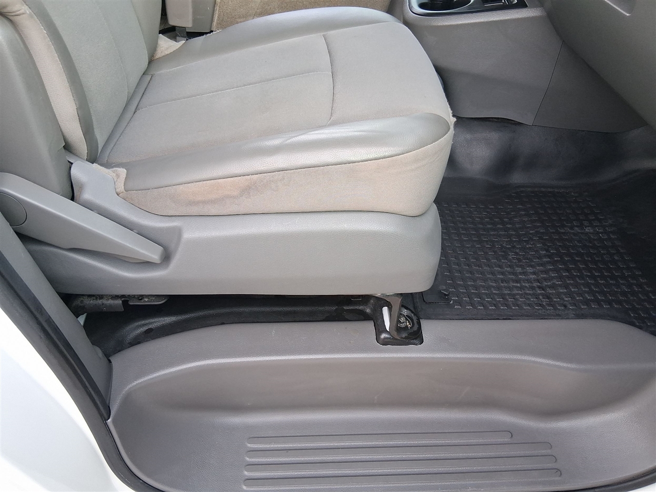 Nissan NV Cargo 1500 S 2019