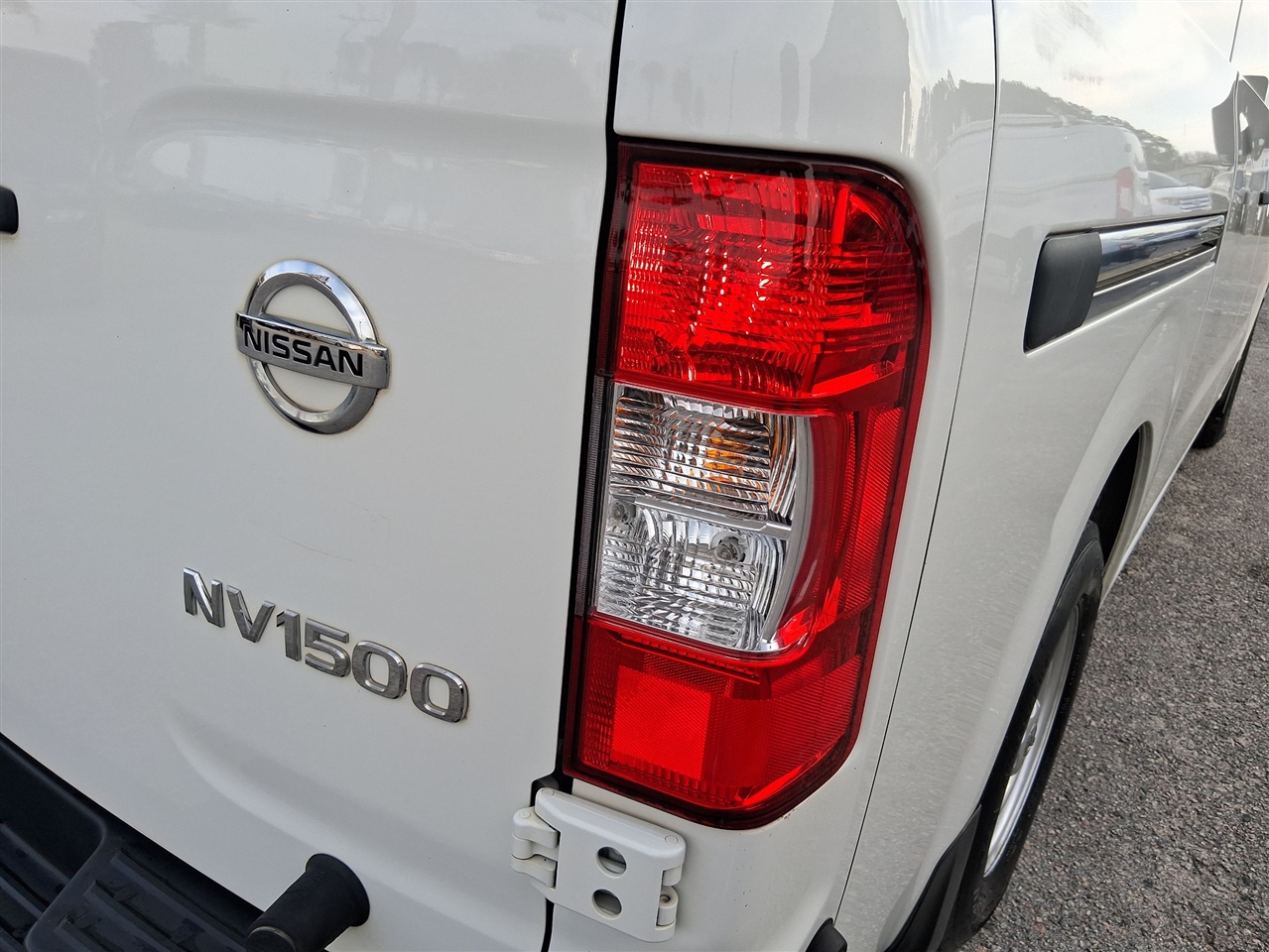 Nissan NV Cargo 1500 S 2019
