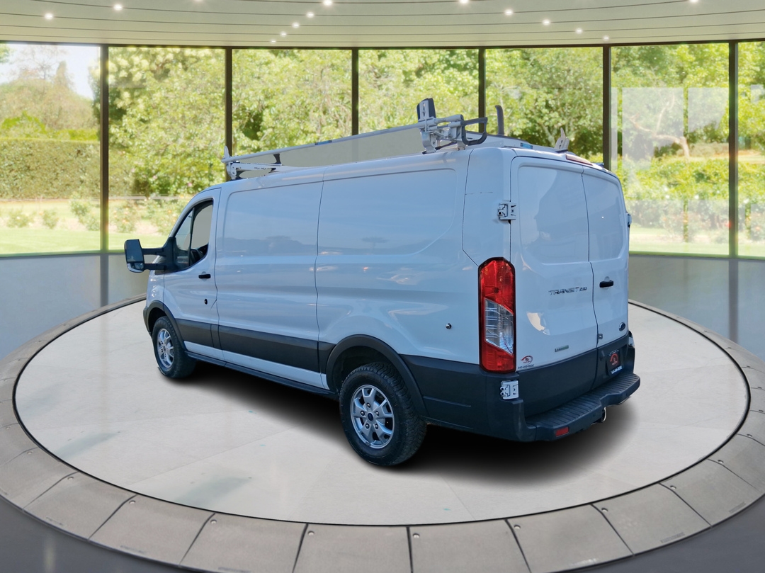 Ford Transit 250 Van Low Roof w/Sliding Pass. 130-in. WB 2016