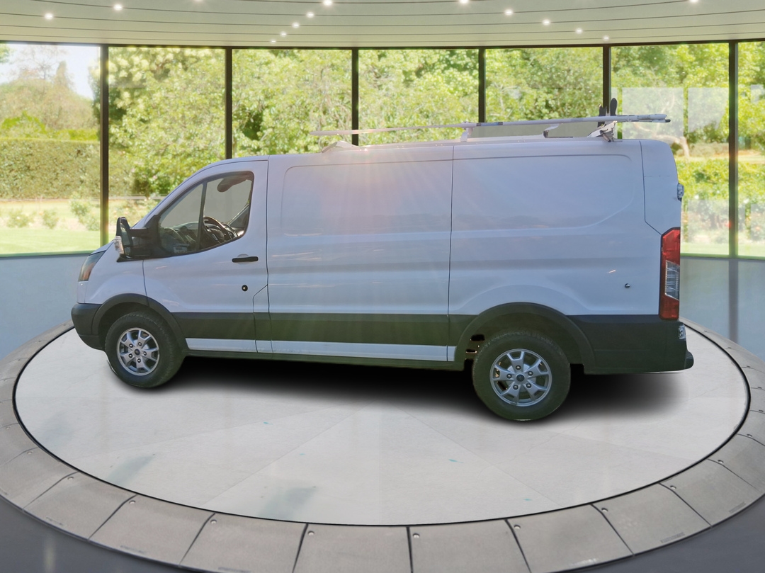 Ford Transit 250 Van Low Roof w/Sliding Pass. 130-in. WB 2016