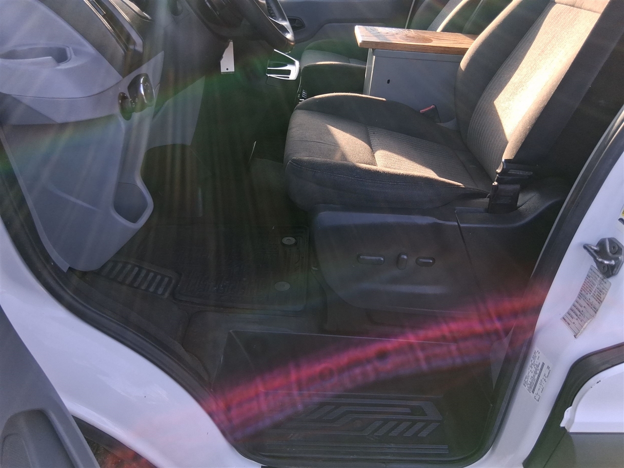 Ford Transit 250 Van Low Roof w/Sliding Pass. 130-in. WB 2016