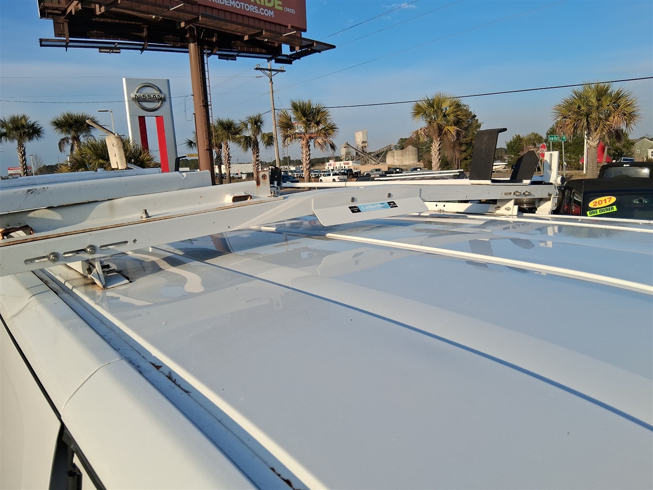 Ford Transit 250 Van Low Roof w/Sliding Pass. 130-in. WB 2016