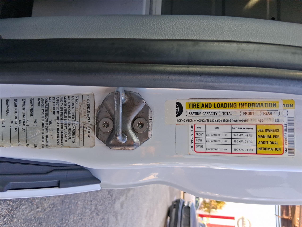 Ford Transit 250 Van Low Roof w/Sliding Pass. 130-in. WB 2016