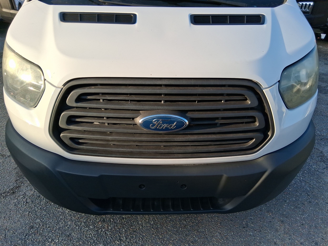 Ford Transit 250 Van Low Roof w/Sliding Pass. 130-in. WB 2016