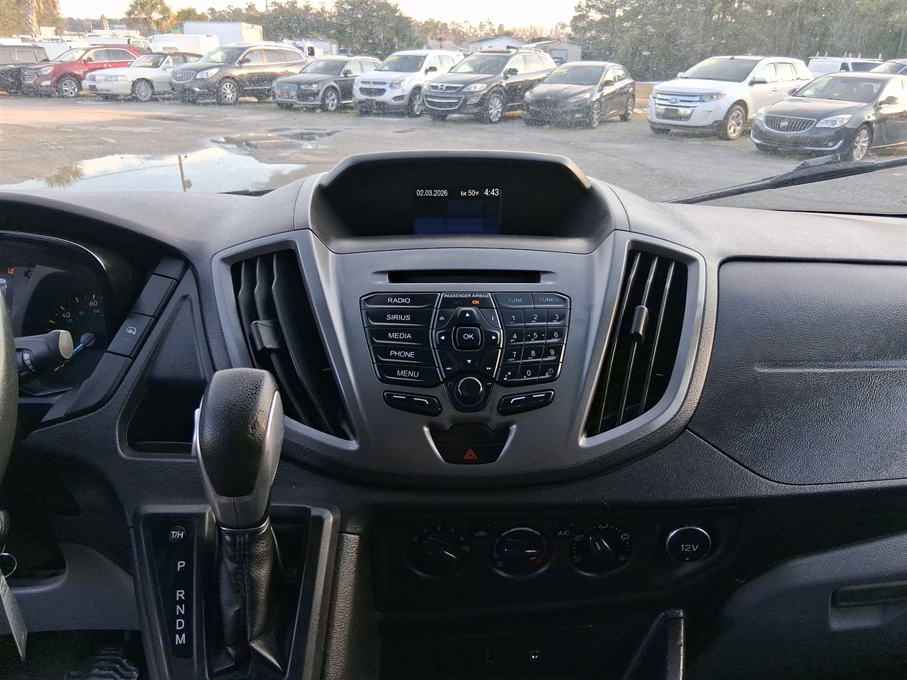 Ford Transit 250 Van Low Roof w/Sliding Pass. 130-in. WB 2016