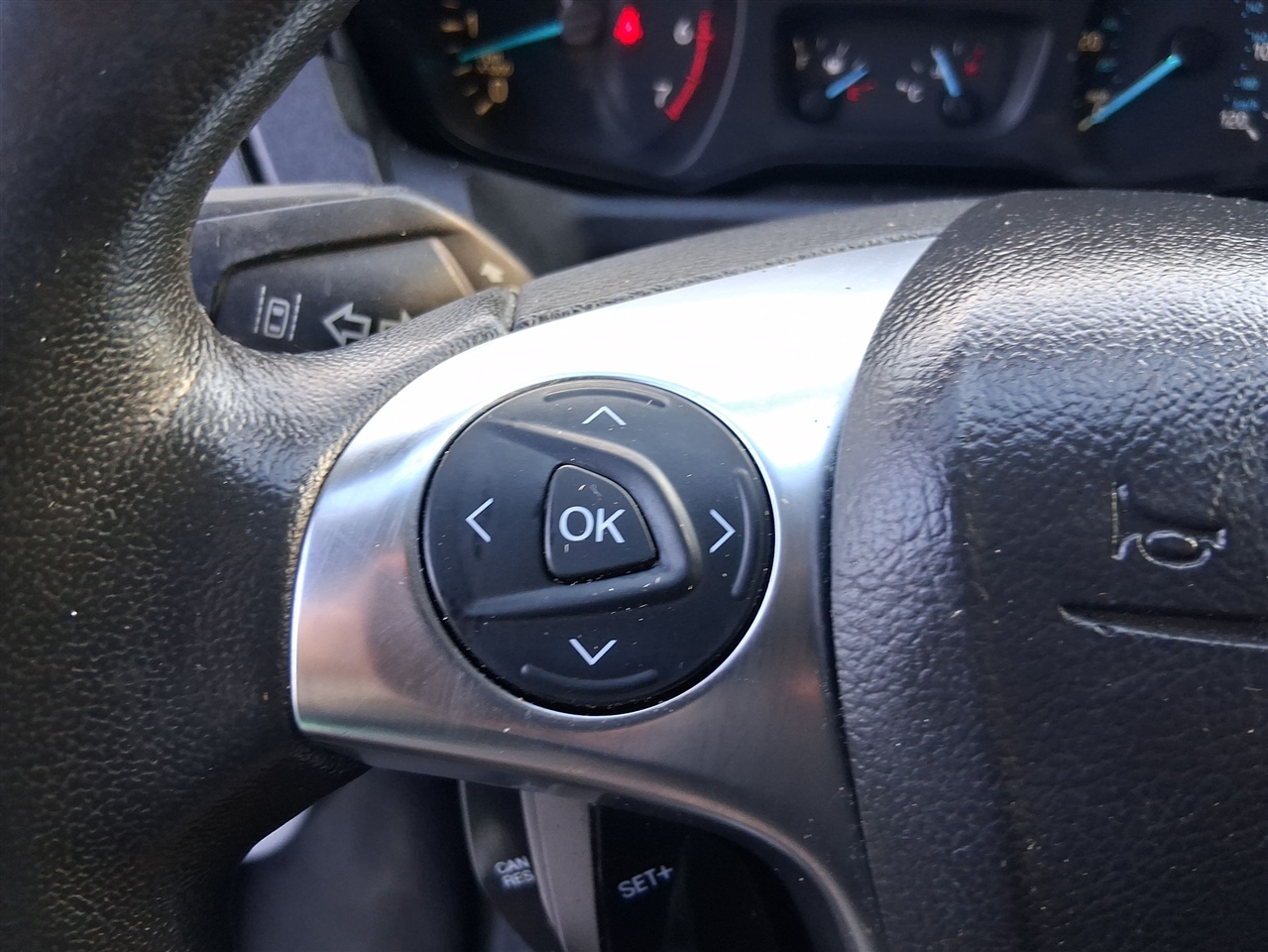 Ford Transit 250 Van Low Roof w/Sliding Pass. 130-in. WB 2016