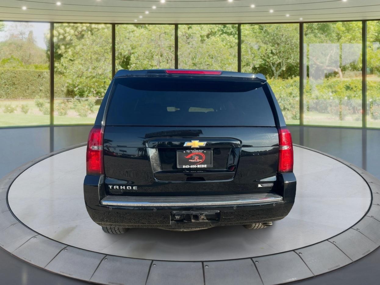 Chevrolet Tahoe 4WD 4dr Premier 2018