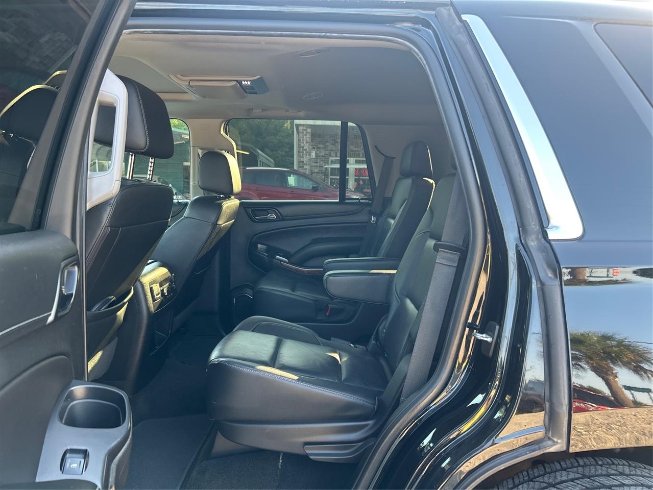 Chevrolet Tahoe 4WD 4dr Premier 2018