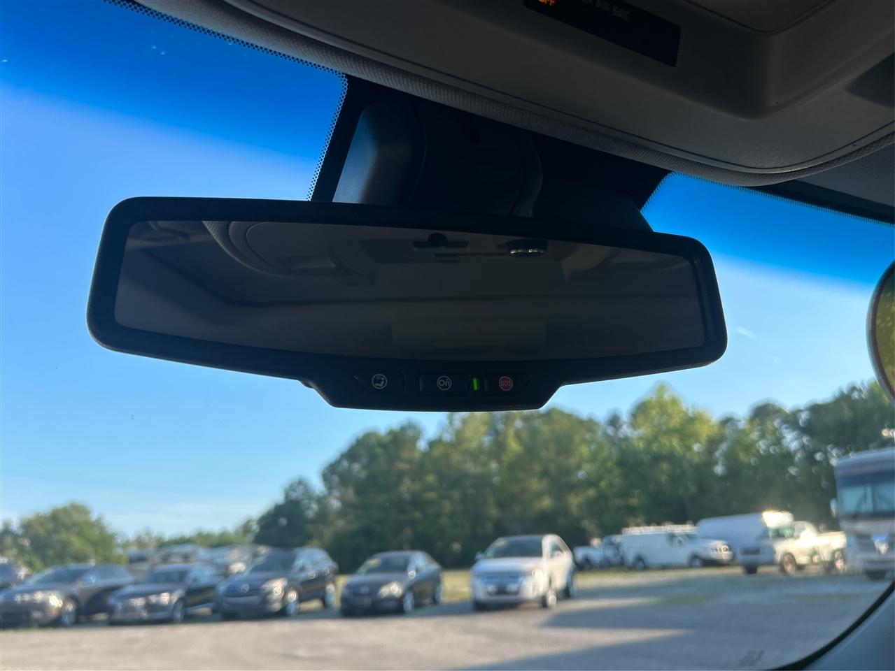 Chevrolet Tahoe 4WD 4dr Premier 2018