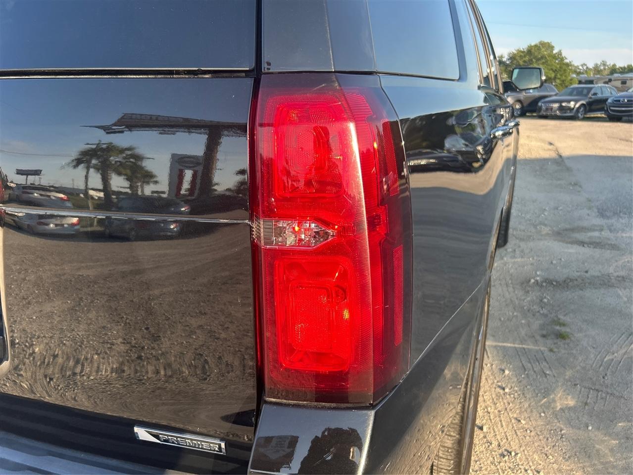Chevrolet Tahoe 4WD 4dr Premier 2018