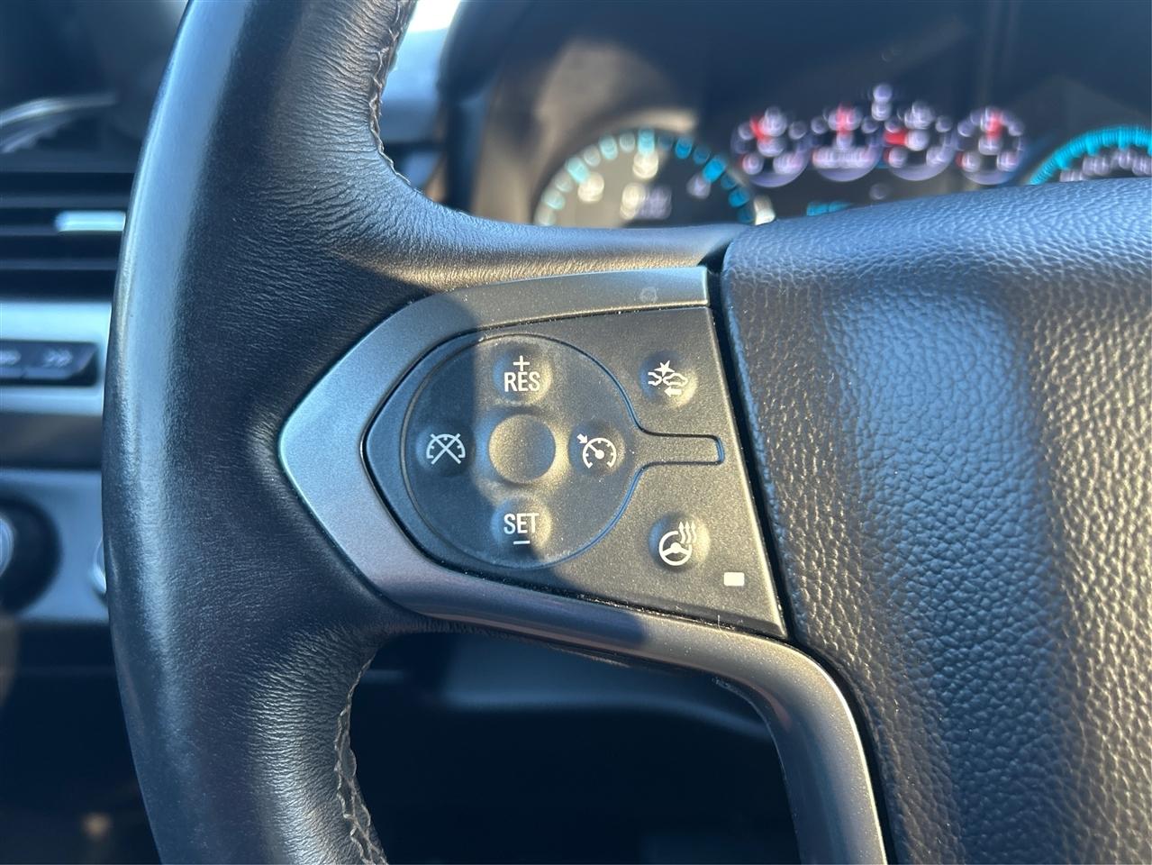 Chevrolet Tahoe 4WD 4dr Premier 2018