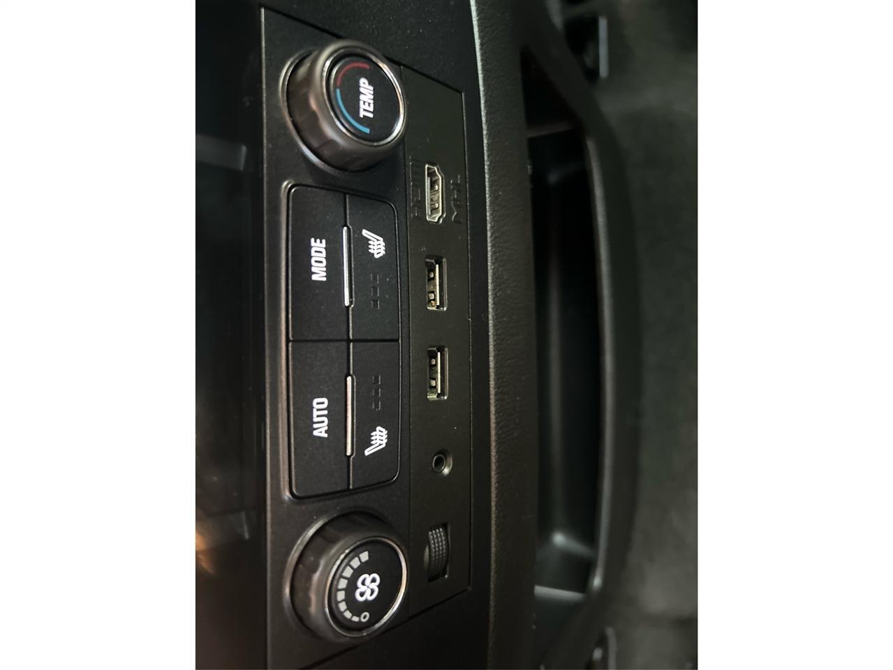 Chevrolet Tahoe 4WD 4dr Premier 2018