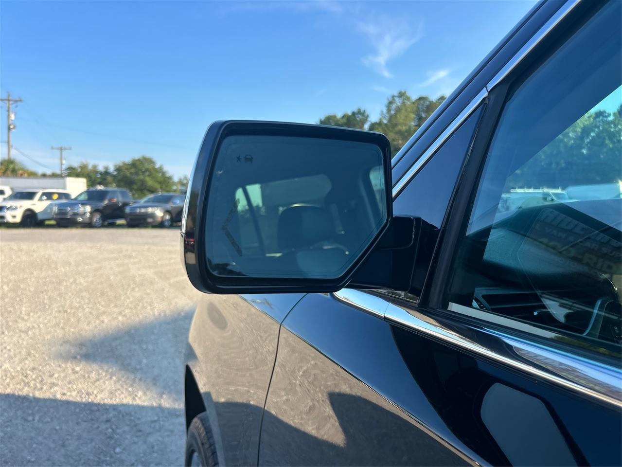 Chevrolet Tahoe 4WD 4dr Premier 2018