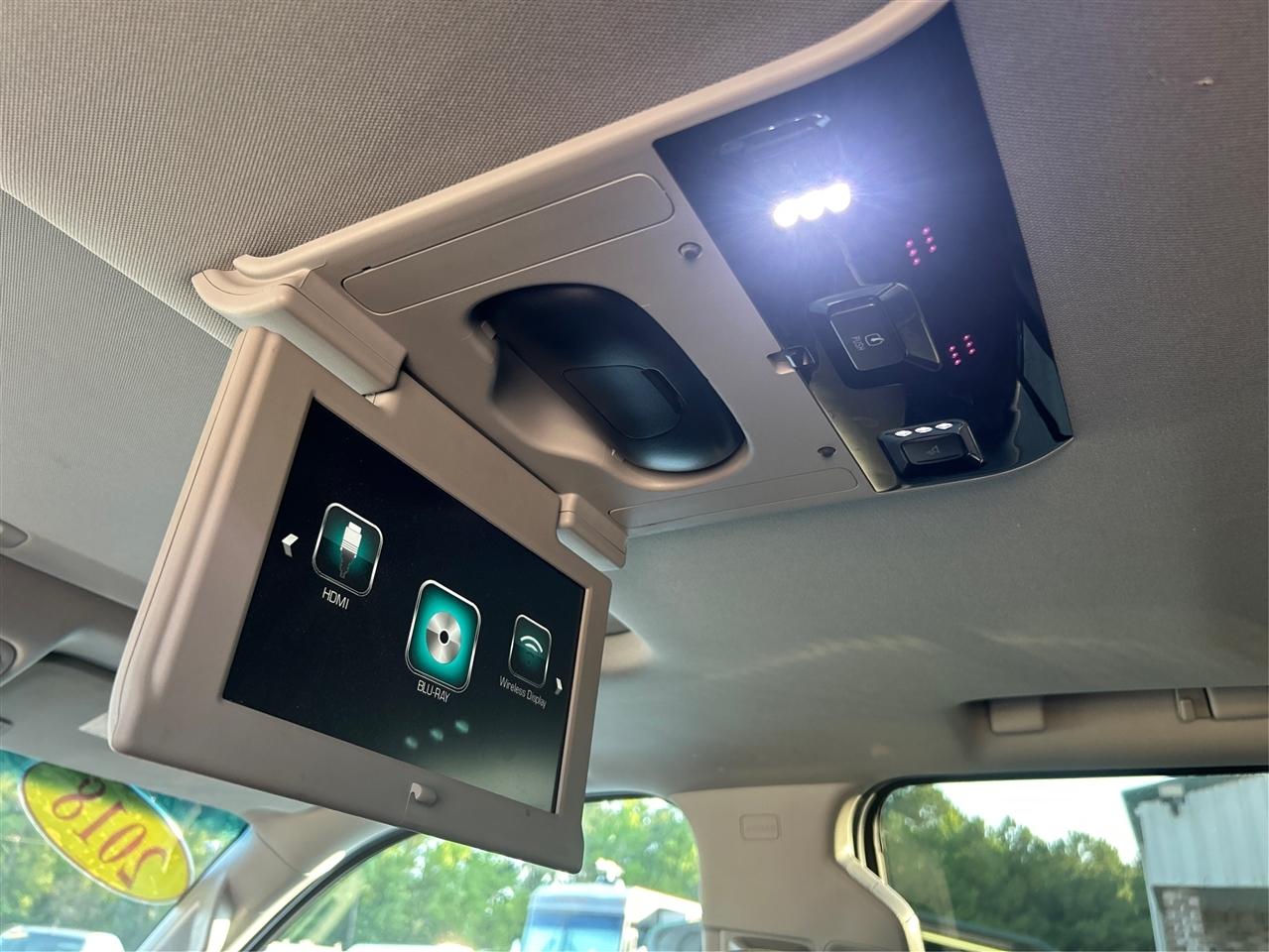Chevrolet Tahoe 4WD 4dr Premier 2018