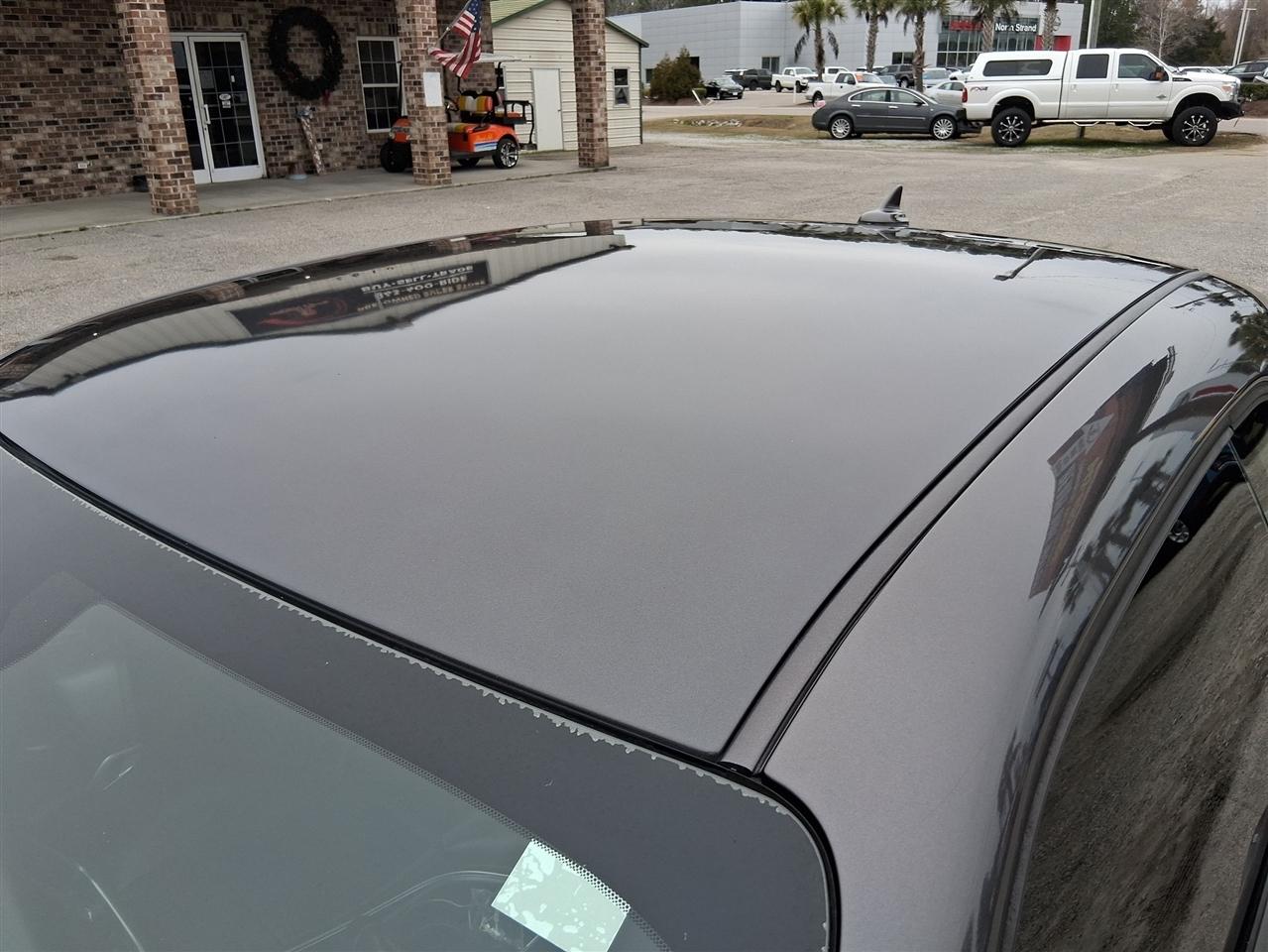 Dodge Challenger 2dr Cpe SXT Plus 2015