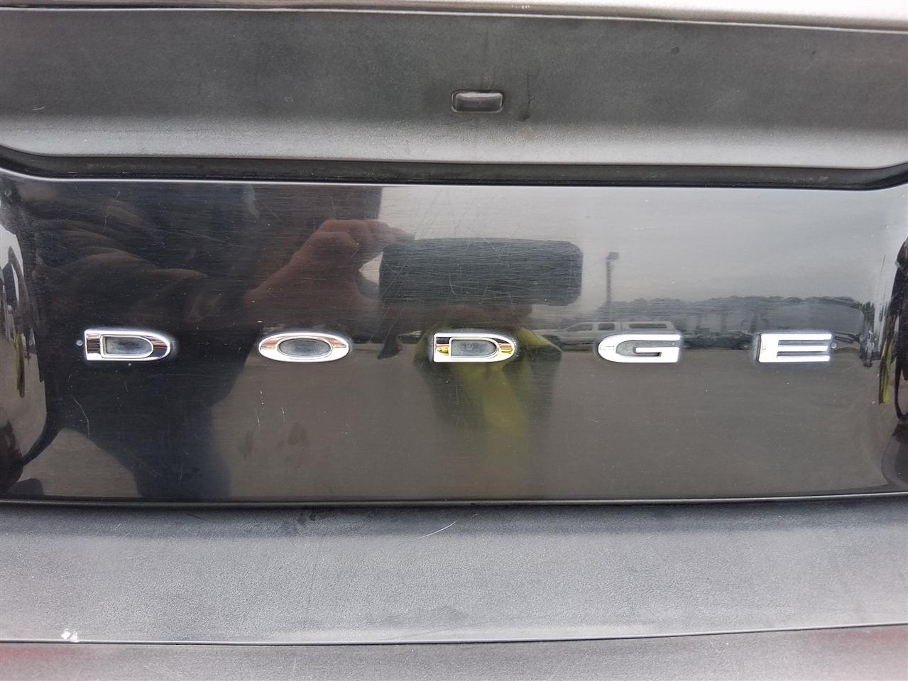 Dodge Challenger 2dr Cpe SXT Plus 2015