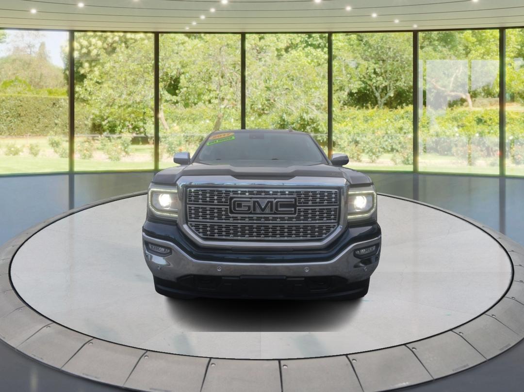 GMC Sierra 1500 4WD Crew Cab 143.5" SLT 2017