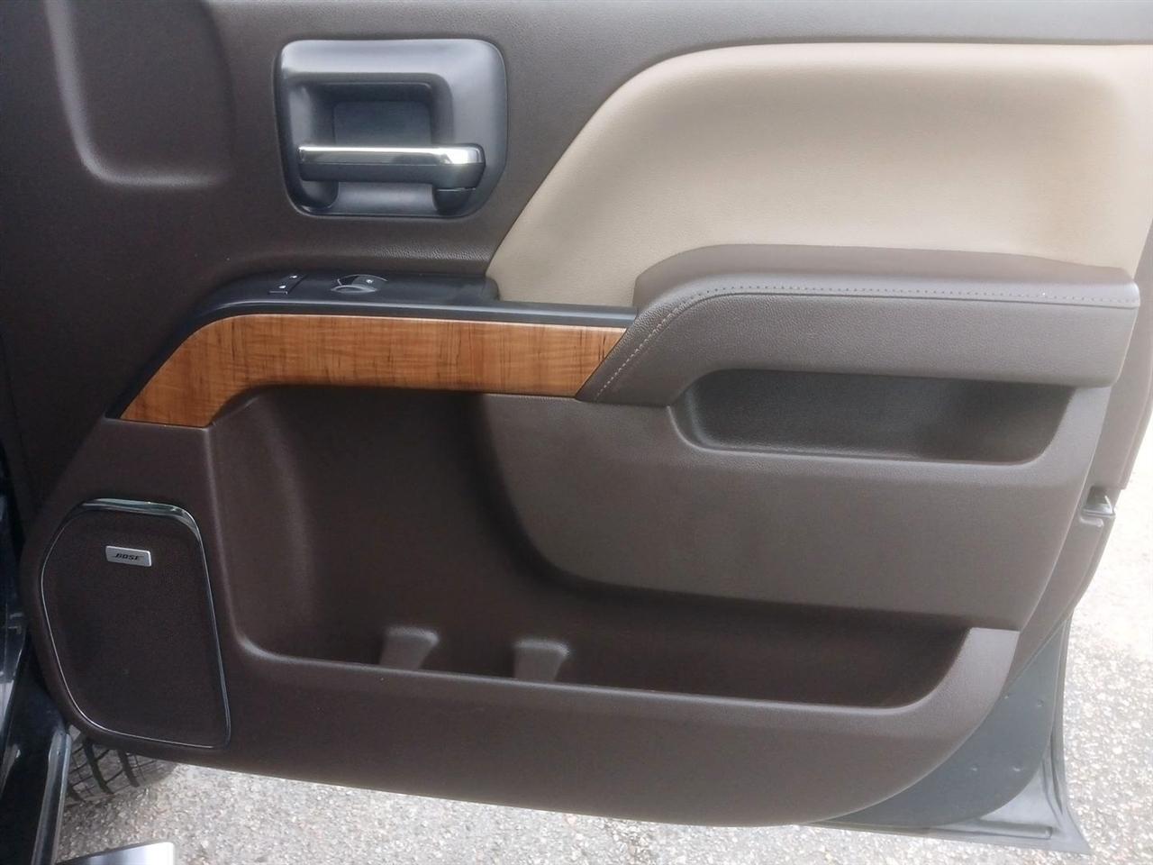 GMC Sierra 1500 4WD Crew Cab 143.5" SLT 2017