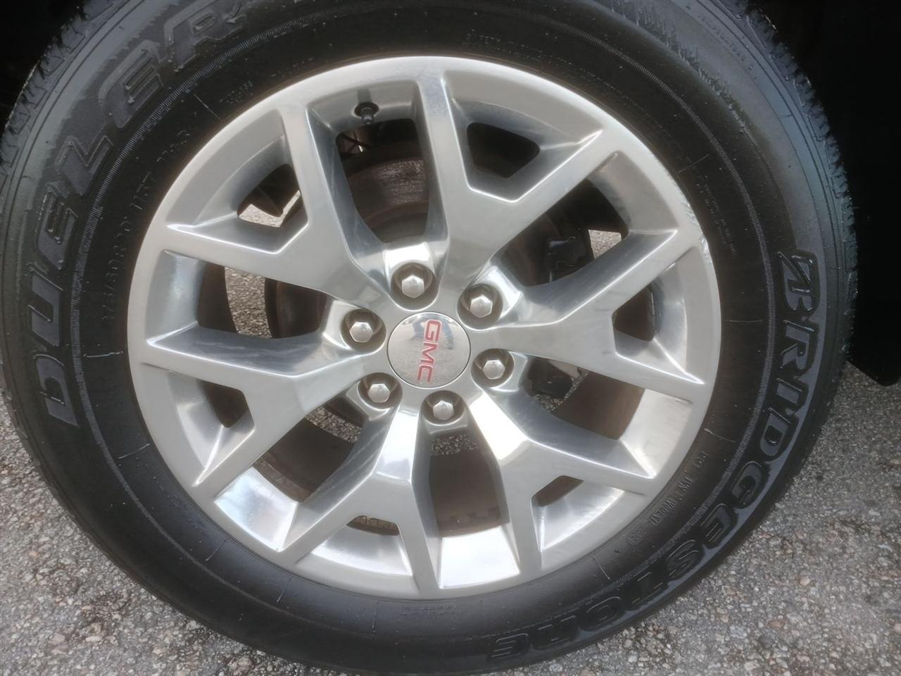 GMC Sierra 1500 4WD Crew Cab 143.5" SLT 2017