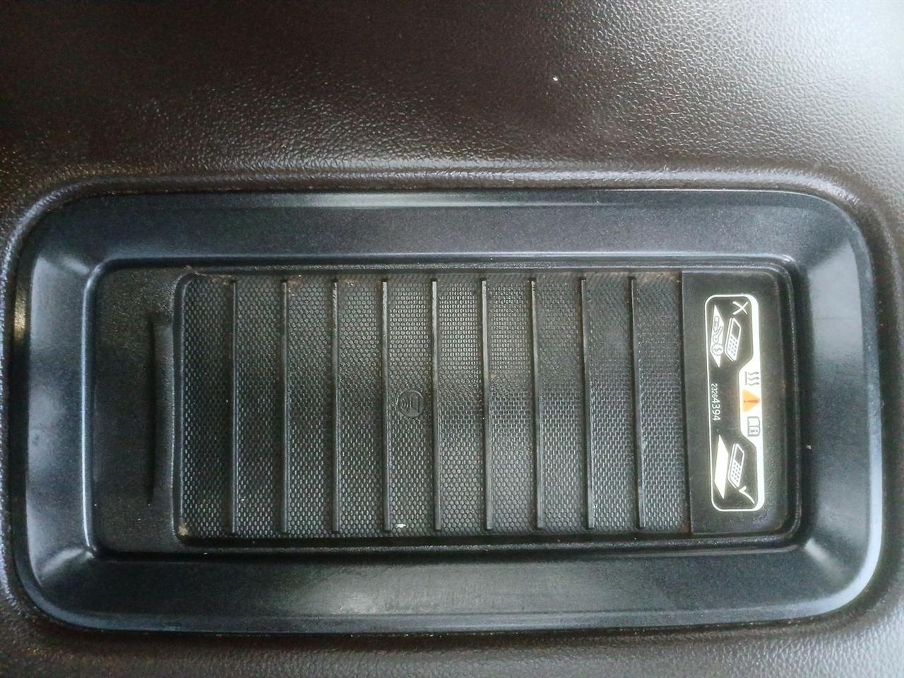 GMC Sierra 1500 4WD Crew Cab 143.5" SLT 2017