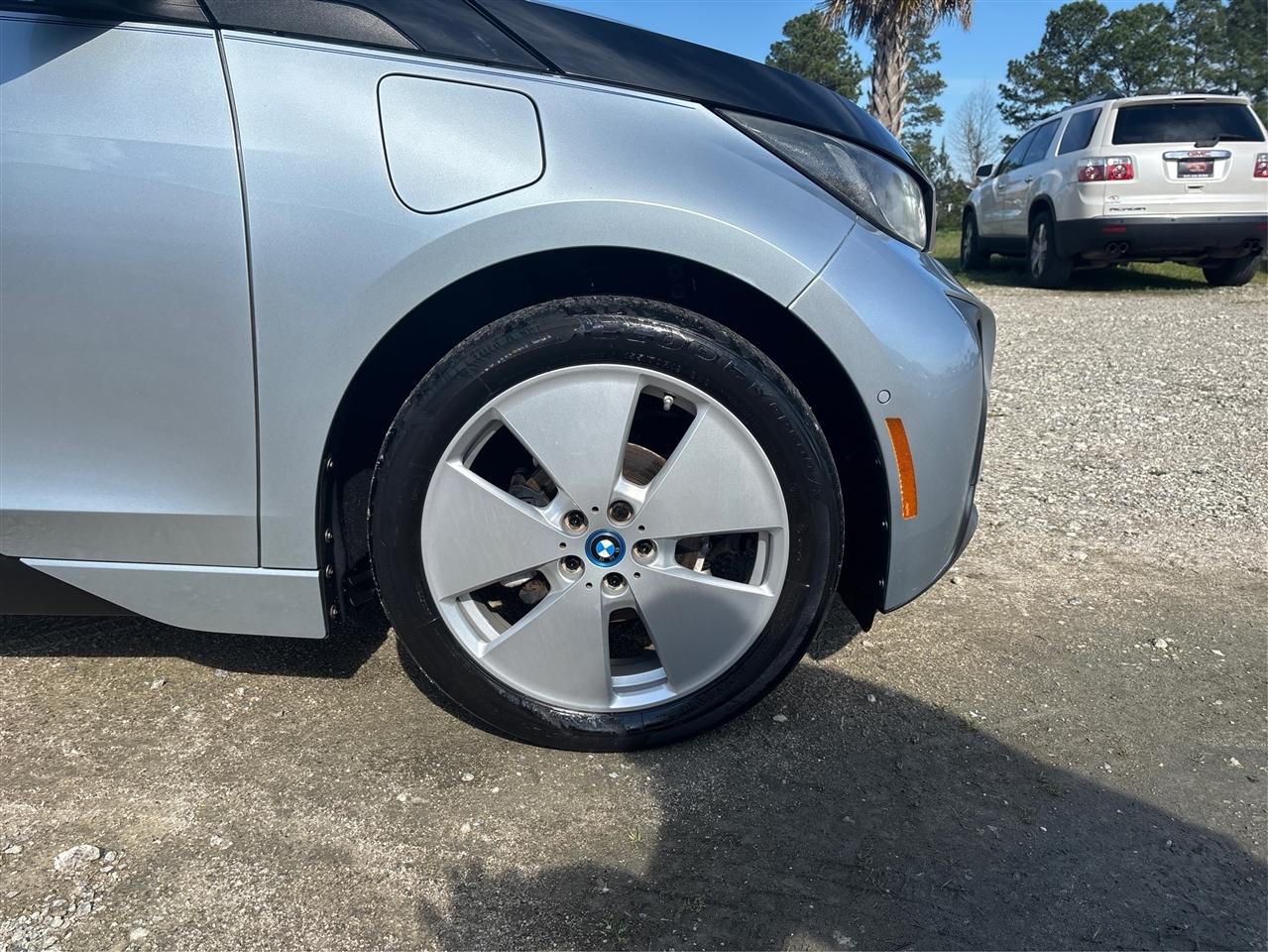 BMW i3 Base w/Range Extender 2015